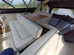 Princess 435  - Flybridge Seating
