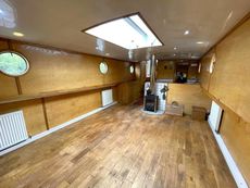 Lambon Hull Ltd Dutch Barge