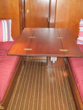 Main cabin - table rigged
