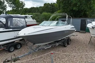 Maxum 2400 SC3
