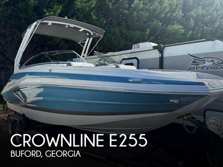 2022 Crownline e255 xs