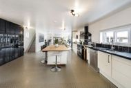 Claudia Houseboat