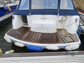 Birchwood 360 Challenger FLYBRIDGE - Stern