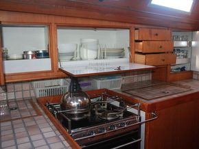Wauquiez Centurion 38  - Galley