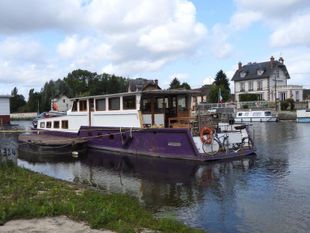 2010 Residential Barge