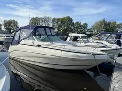 2000 Rinker 242 Fiesta Vee