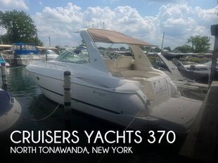 2004 Cruisers Yachts 370