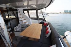 2017 Sunseeker Yacht