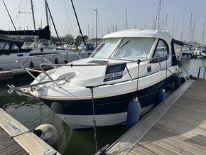 2009 Beneteau Antares 8 2