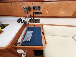 Beneteau Oceanis 40  - Navigation Station