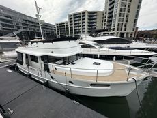2015 Beneteau Swift Trawler 44