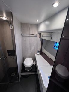 2017 Fairline Squadron 65   4 Cabin Layout  Gyro Stabilisation