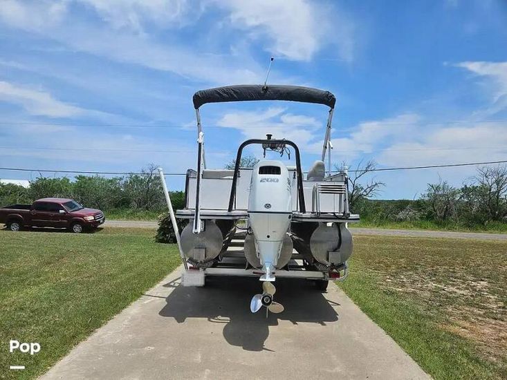 2022 Silver Wave 2410