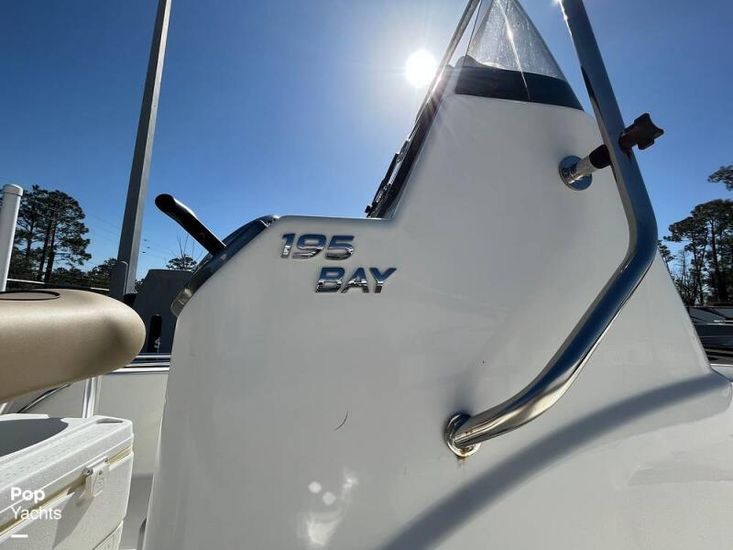 2020 Nauticstar 195 bay