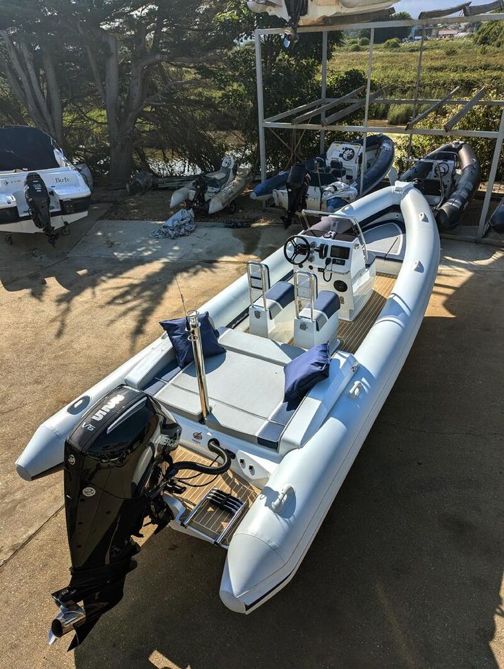 Shearwater RIBS R70