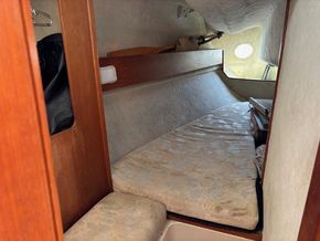Hunter Horizon 30 - Aft Cabin