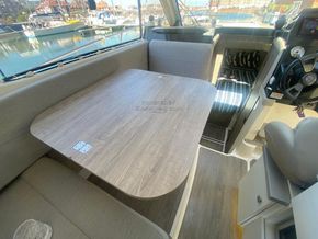 Quicksilver 905 Weekender  - Saloon Table