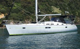 Exceptional condition Beneteau Oceanis 423 - Two Cabins