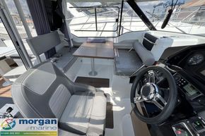 Jeanneau Merry Fisher 795 - pilot seat