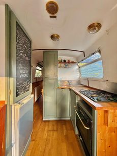 41ft Semi-Traditional Narrowboat: Cantor