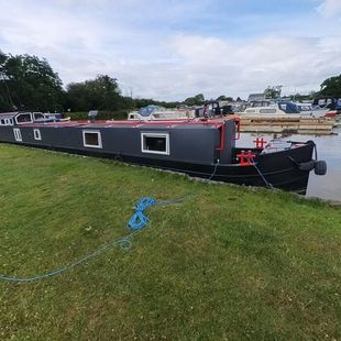& Y Knot - 57ft Dutch Barge