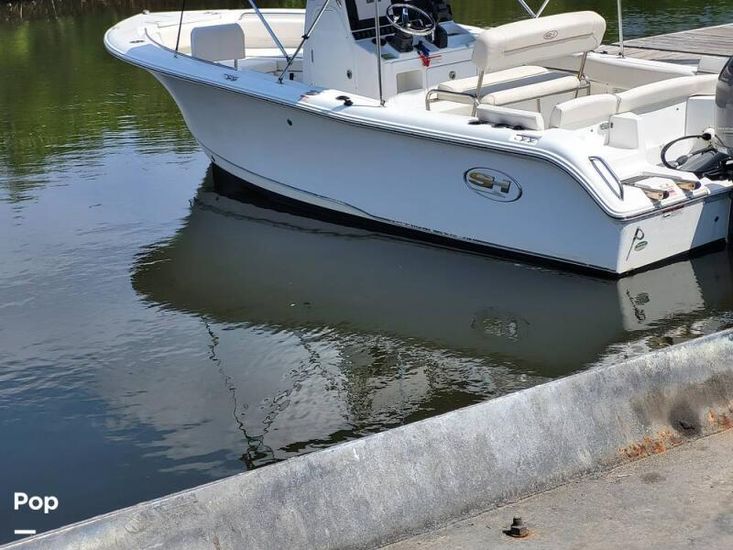 2020 Sea Hunt ultra 211