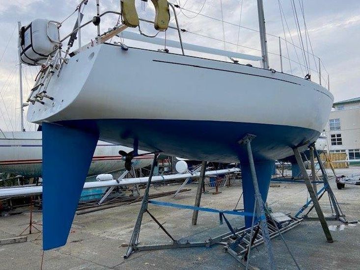 J Boats J35 for sale UK, J Boats boats for sale, J Boats used boat ...