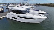 2021 Bavaria R 40 Coupe