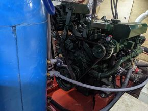 BetaMarine 43 2018 engine and clorifier