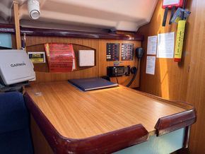 1998 Jeanneau Sun Odyssey 29.2 Lift Keel 8