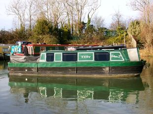 Tilly 30ft 1986 2 berth cruiser stern narrowboat
