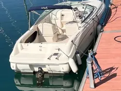 2005 Sea Ray 215 Weekender
