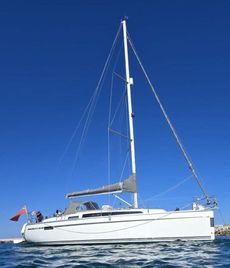2014 Bavaria Cruiser 33