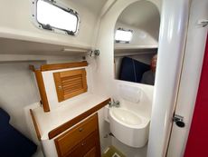 1998 J Boats 32