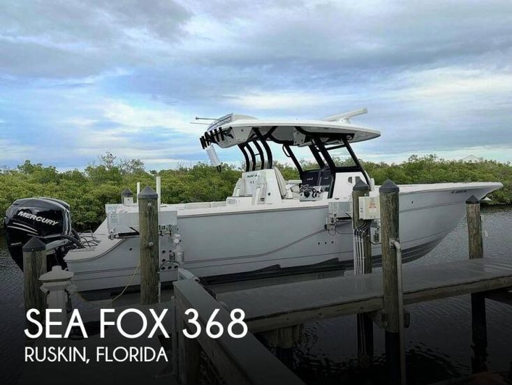 2022 Sea Fox 368 commander