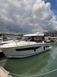 Jeanneau Merry Fisher 895