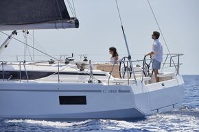 2024 Bavaria C38 5