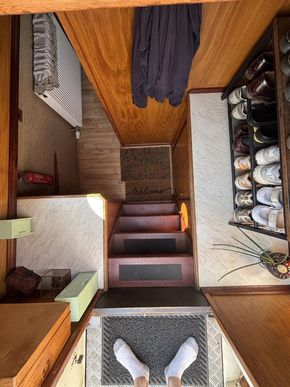 Stern entrance again