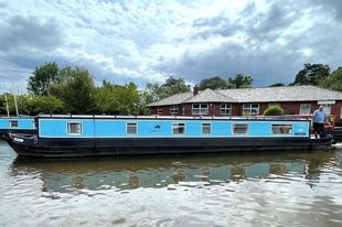 Tamara-A 55ft 2000 6 berth cruiser stern narrowboat