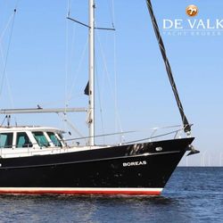 2011 Tradesailer 38