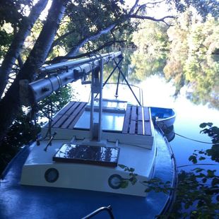 Live Aboard Motor Sailer near Paris