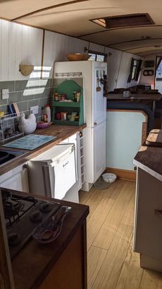 54ft Narrowboat Home, Blow It
