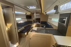 2019 Jeanneau Sun Odyssey 349