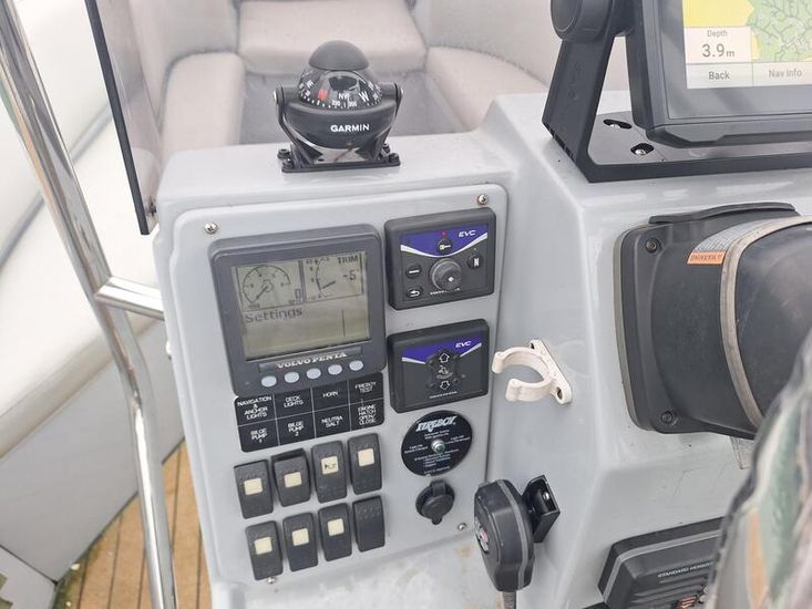 Nautica Express 22