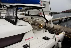Lagoon 42 catamaran, 2020 model, docked at marina with Sunsail 424 marking.