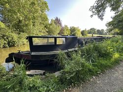 Narrow boat 52  reverse layout