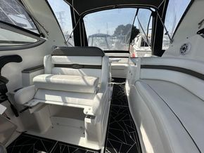 2008 Rinker 280 Cabin Cruiser 11