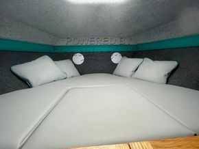 Chris Craft 218 Concept Cuddy - Forward Cabin