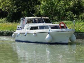 Princess 32 Converted to outboard motorisation - Main Photo