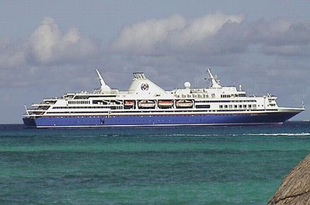 593' 920 Pax Cruise Ship